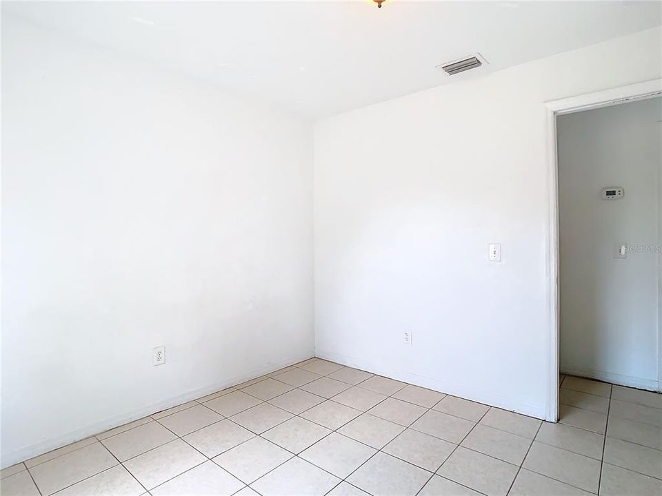 For Sale: $309,900 (3 beds, 2 baths, 1200 Square Feet)