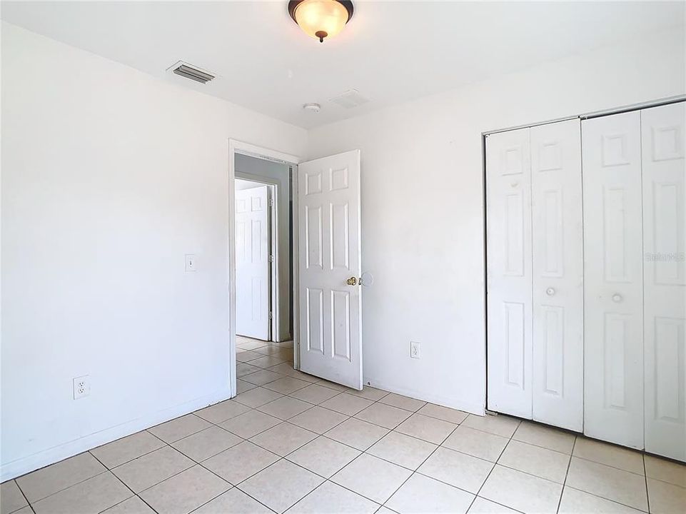 For Sale: $309,900 (3 beds, 2 baths, 1200 Square Feet)