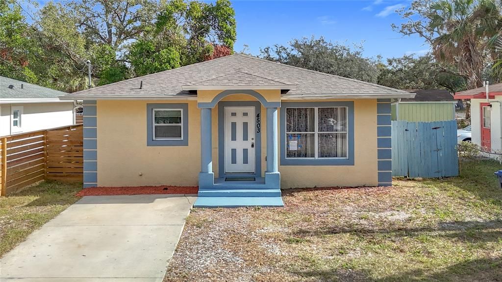 For Sale: $309,900 (3 beds, 2 baths, 1200 Square Feet)