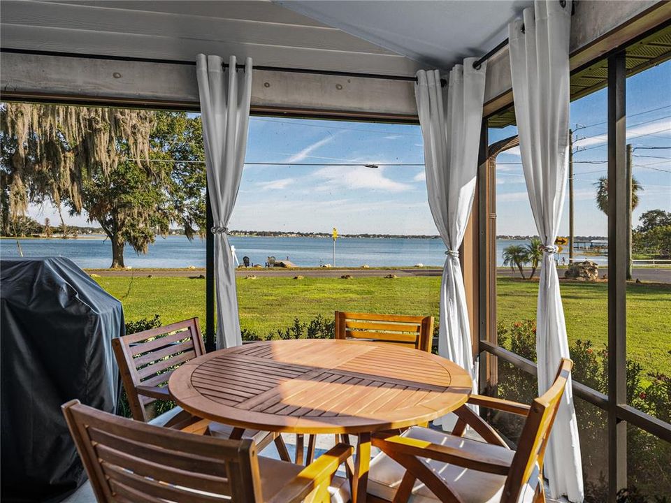 Open Living area with Lake Views