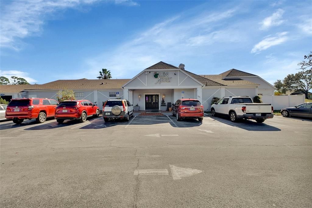 Glen Abbey golf course /clubhouse