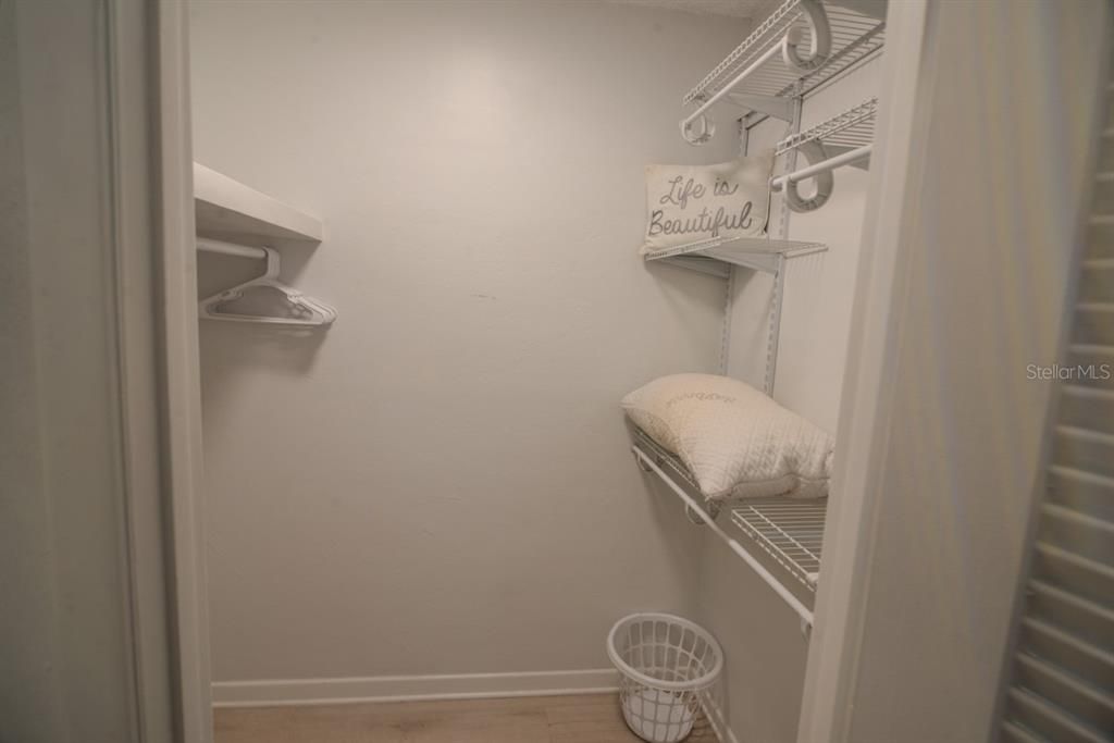 En Venta: $440,000 (3 camas, 3 baños, 1351 Pies cuadrados)