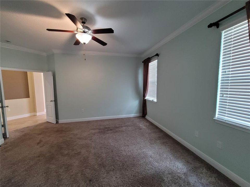 For Rent: $2,950 (4 beds, 2 baths, 2145 Square Feet)