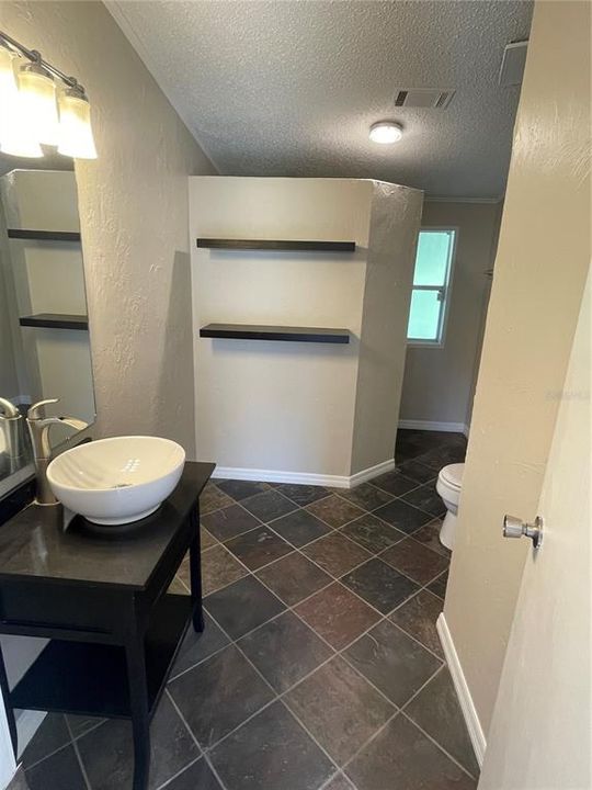 For Rent: $1,405 (3 beds, 2 baths, 1404 Square Feet)