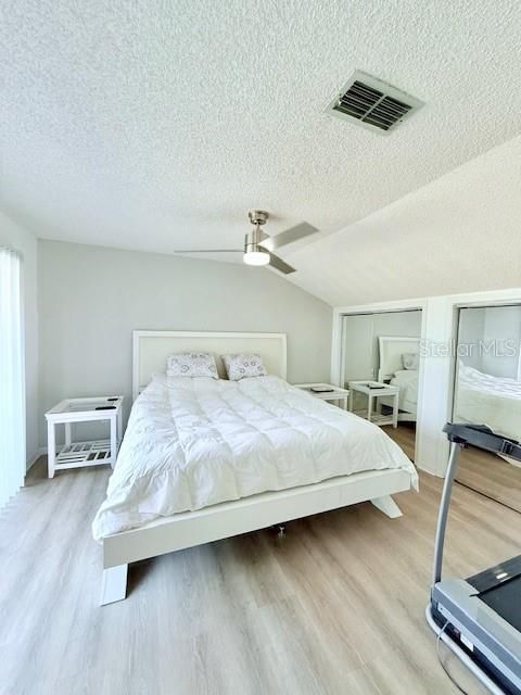 2nd floor bedroom