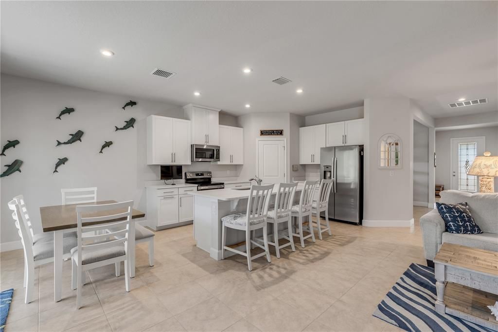 For Sale: $439,900 (3 beds, 2 baths, 1815 Square Feet)