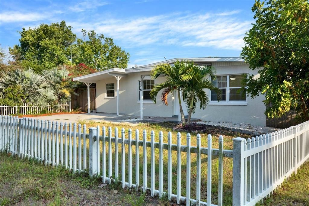 For Sale: $435,000 (3 beds, 2 baths, 1342 Square Feet)