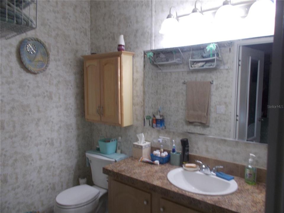 Master bath with a single sink