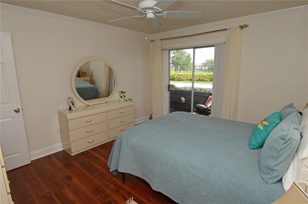 Active With Contract: $2,000 (1 beds, 1 baths, 742 Square Feet)