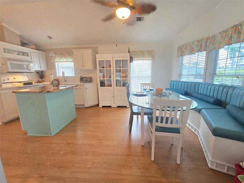 Kitchen/dining area