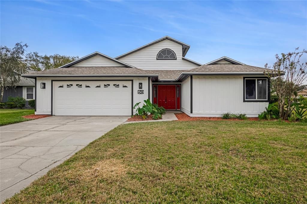 For Sale: $550,000 (3 beds, 2 baths, 3014 Square Feet)