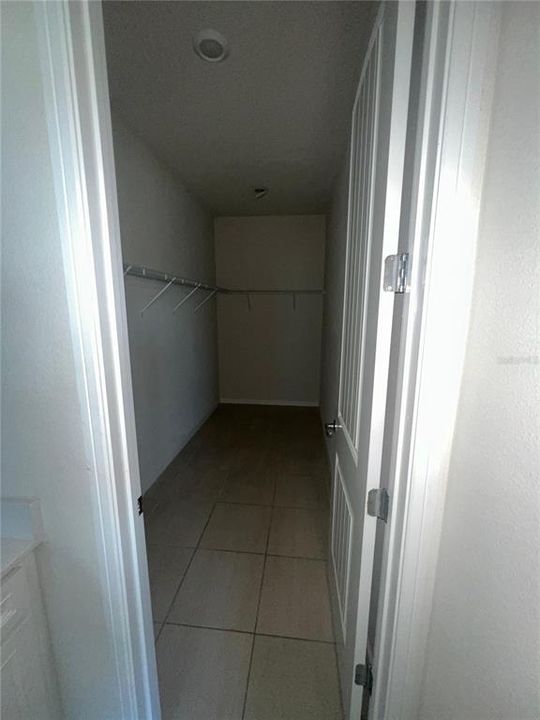 walk-in closet