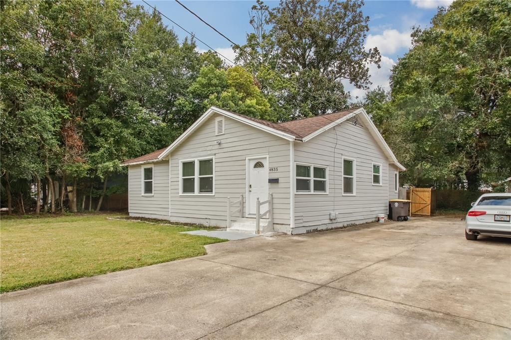 Recently Sold: $189,900 (3 beds, 1 baths, 1350 Square Feet)