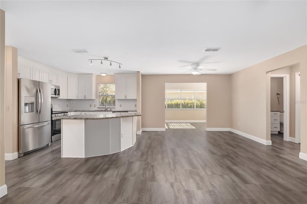 living room looking at kitchen