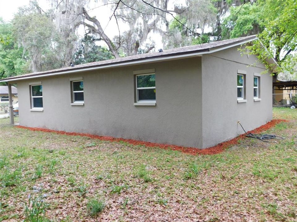 For Sale: $170,000 (3 beds, 1 baths, 950 Square Feet)