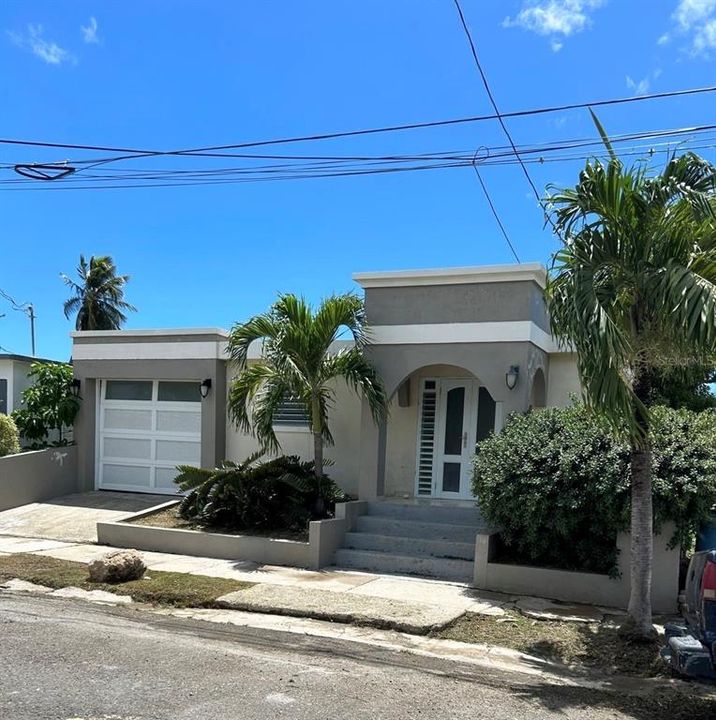 Recently Sold: $109,000 (2 beds, 1 baths, 670 Square Feet)