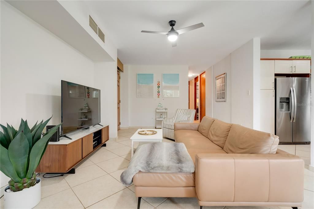 For Rent: $4,500 (3 beds, 3 baths, 2127.9 Square Feet)