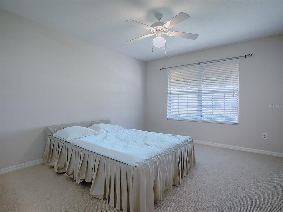 LIGHT AND BRIGHT GUEST BEDROOM