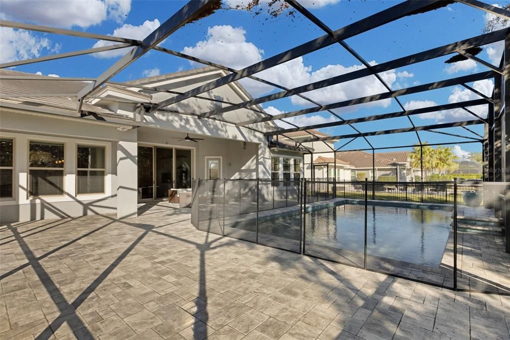 Spacious lanai perfect for entertaining!