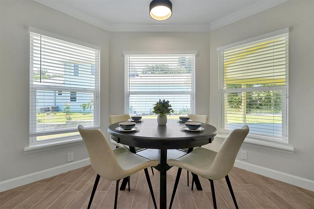 Eat-In Kitchen Nook