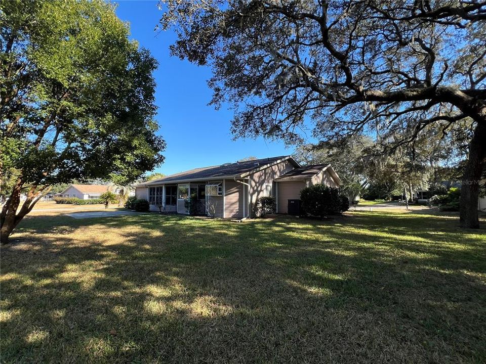 For Sale: $269,999 (3 beds, 2 baths, 1755 Square Feet)