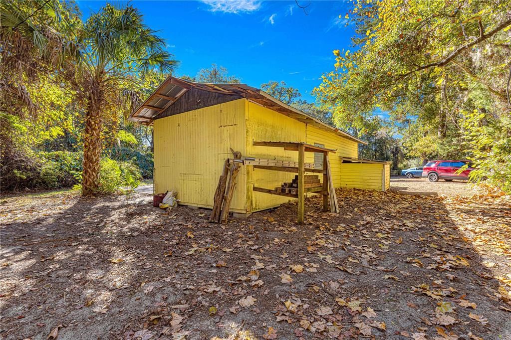 For Sale: $159,000 (3 beds, 1 baths, 1172 Square Feet)