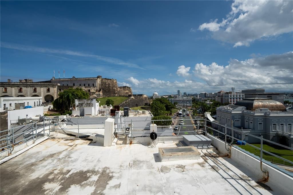 Upstairs rooftop ready to be developed