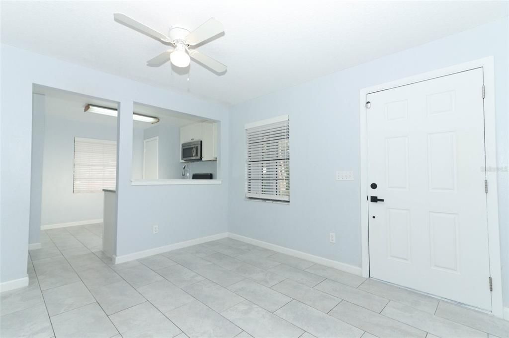 Foyer / Dining Room