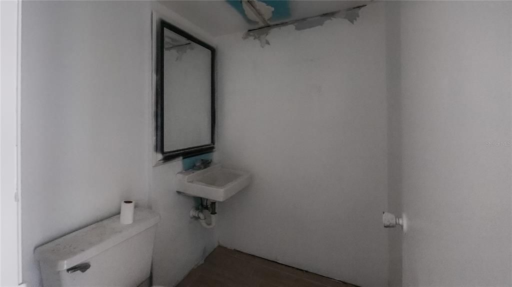 待售: $21,000 (0 贝兹, 0 浴室, 1200 平方英尺)