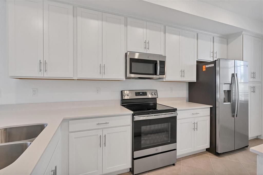 For Rent: $2,195 (2 beds, 2 baths, 1224 Square Feet)