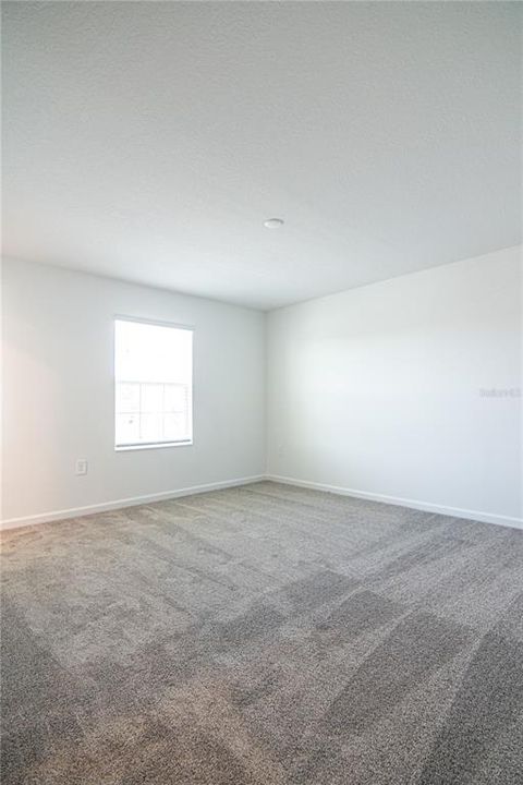 Active With Contract: $2,200 (3 beds, 2 baths, 1615 Square Feet)