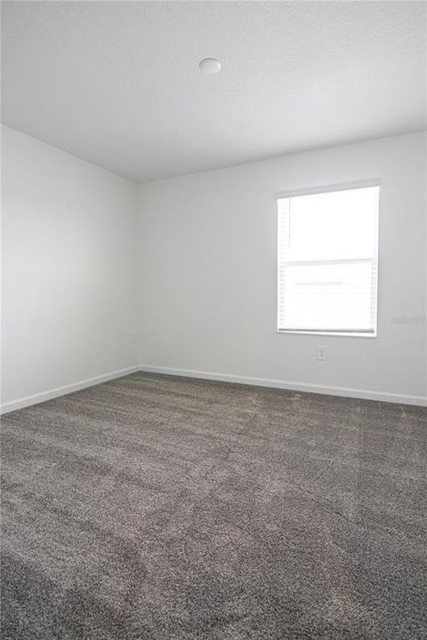 Active With Contract: $2,200 (3 beds, 2 baths, 1615 Square Feet)