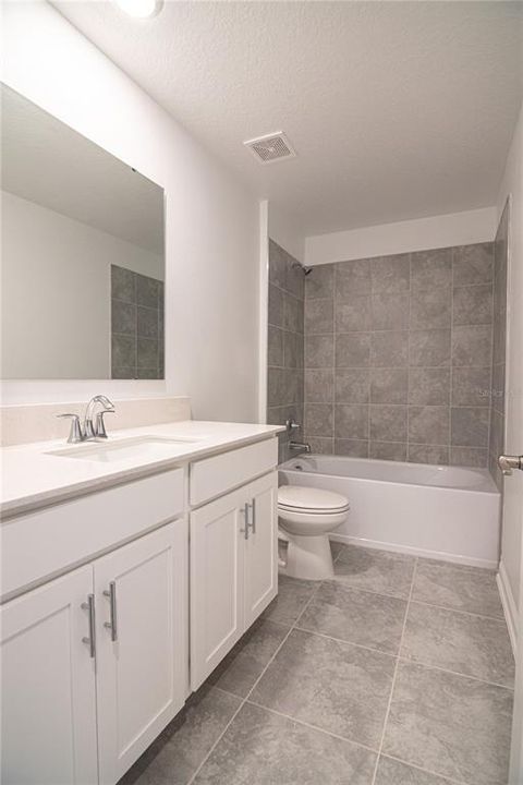 Active With Contract: $2,200 (3 beds, 2 baths, 1615 Square Feet)