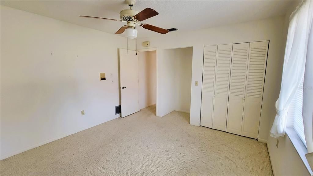 For Rent: $2,900 (3 beds, 2 baths, 1947 Square Feet)