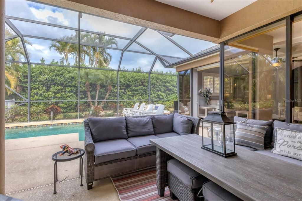 Lanai with covered area