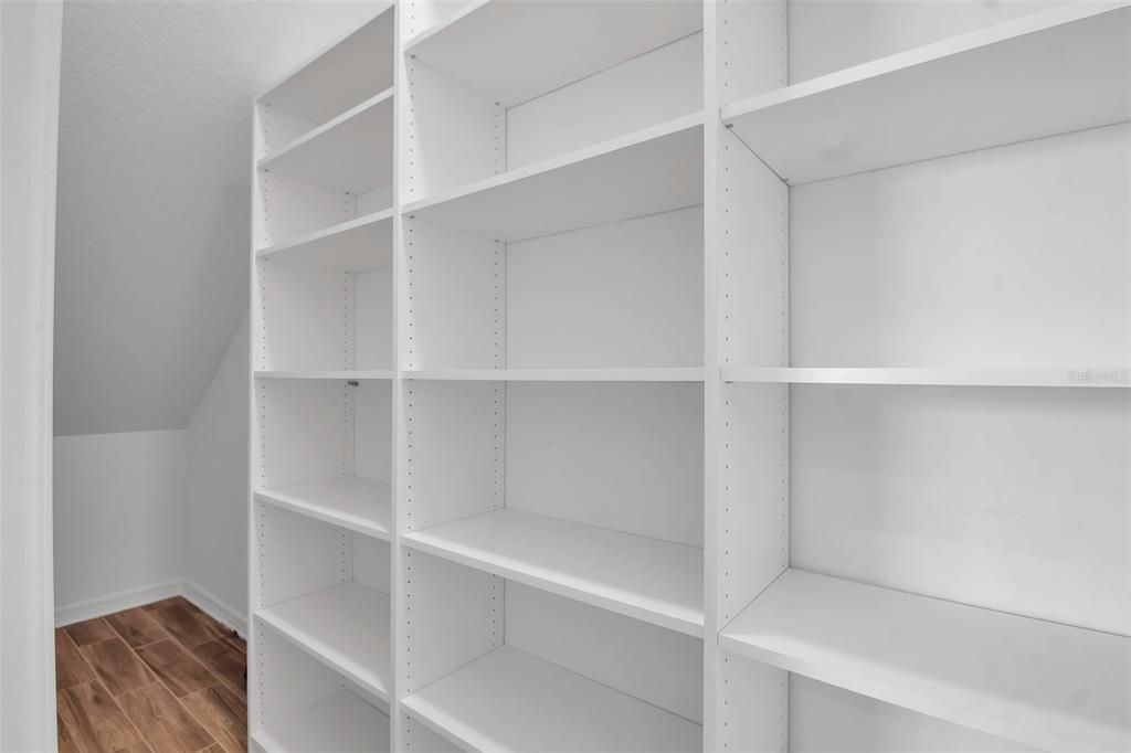 Kitchen pantry with moveable shelving