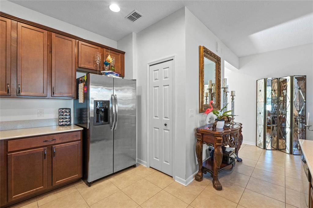 For Sale: $379,900 (3 beds, 2 baths, 1787 Square Feet)