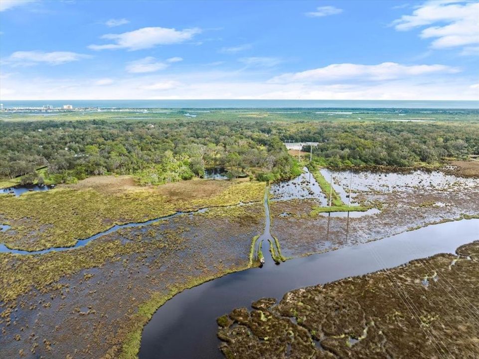 На продажу: $1,950,000 (19.86 acres)