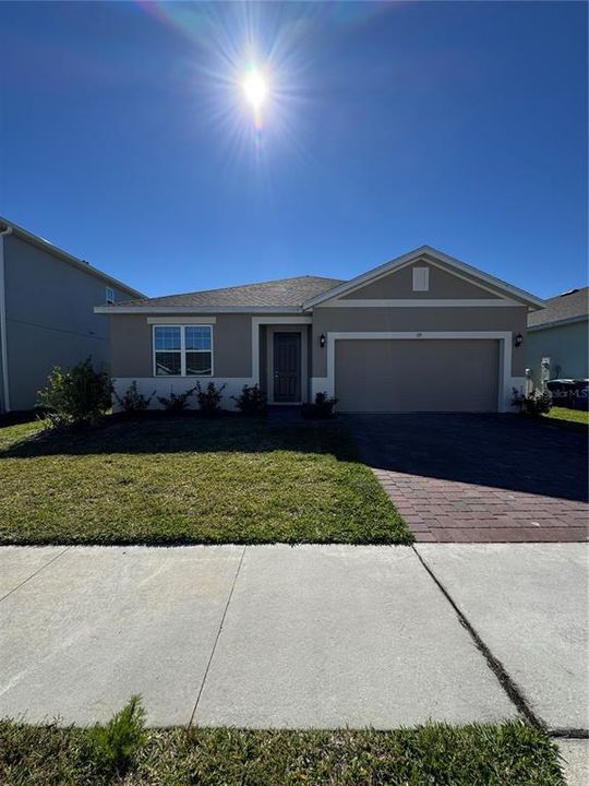 Recently Sold: $449,490 (4 beds, 2 baths, 1839 Square Feet)