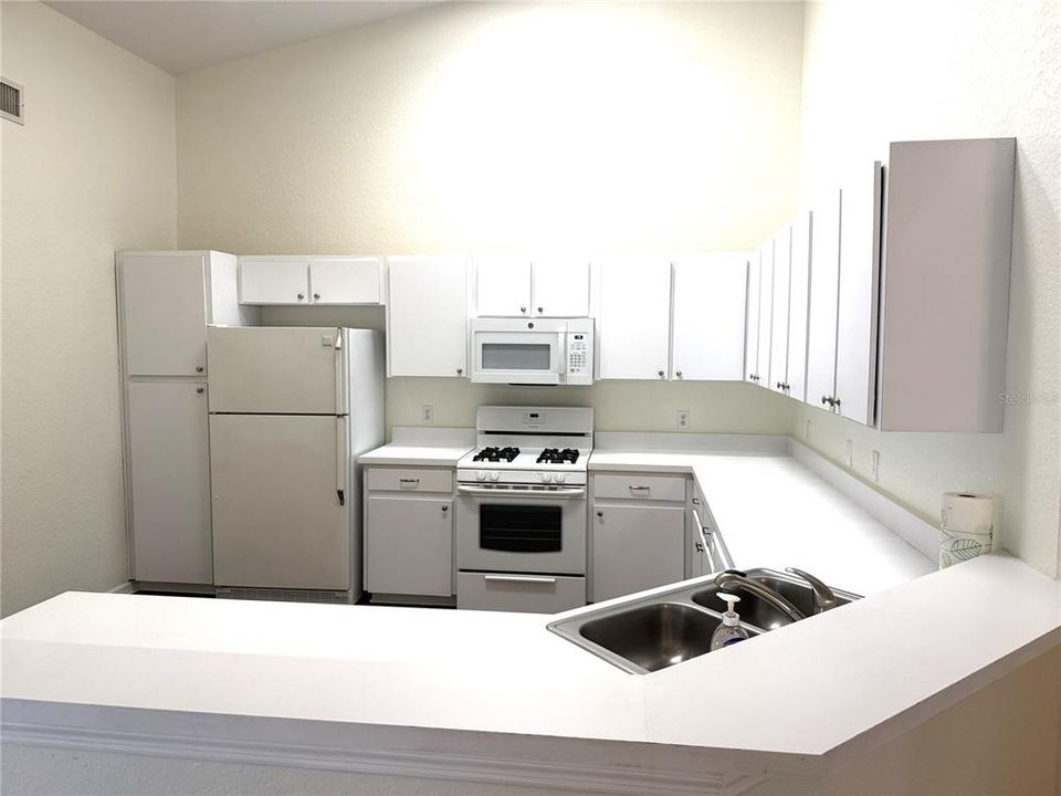 living/kitchen