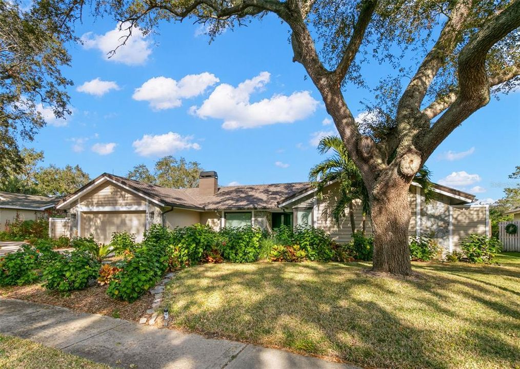 For Sale: $720,000 (4 beds, 2 baths, 2146 Square Feet)