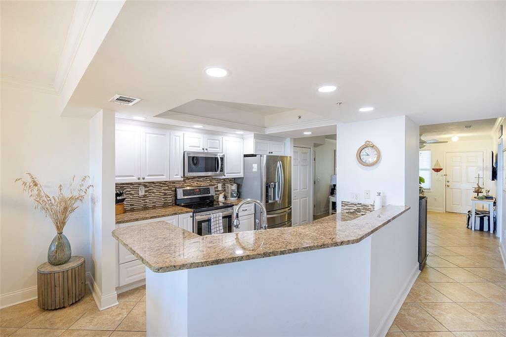 For Sale: $575,000 (2 beds, 2 baths, 1674 Square Feet)