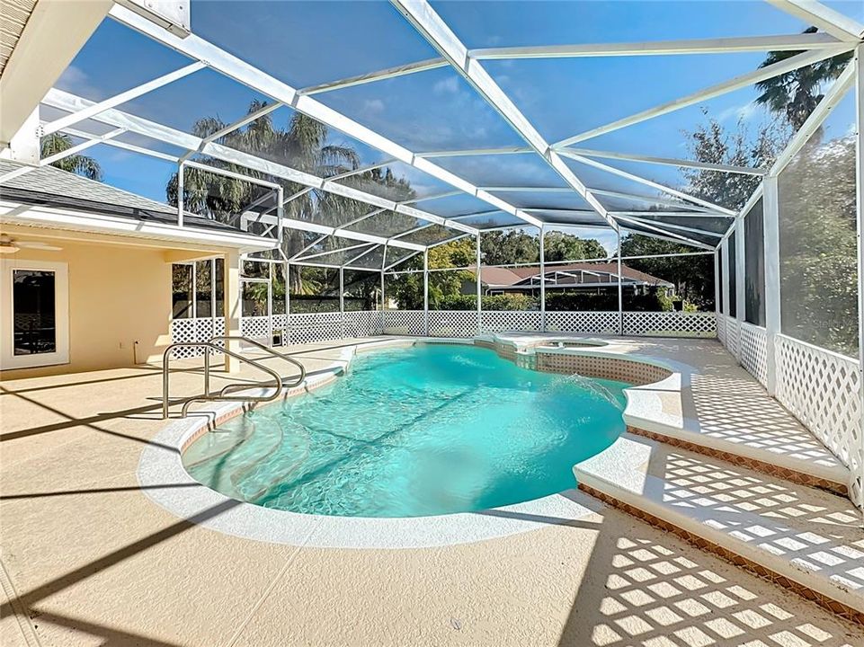 Beautiful Sparkling Pool with fountain and large deck for entertaining