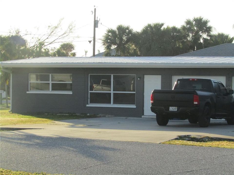 Recently Rented: $1,250 (2 beds, 1 baths, 720 Square Feet)