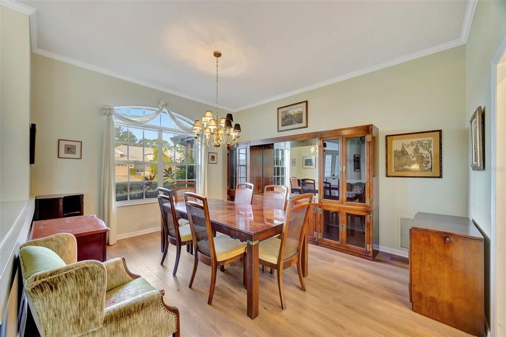 Separate Formal Dining Room