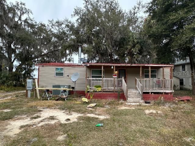 For Sale: $199,900 (3 beds, 2 baths, 1232 Square Feet)