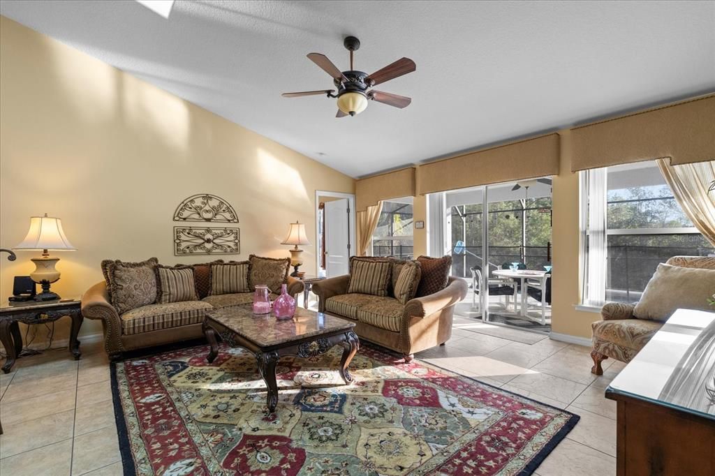 Family Room Over looking the Pool