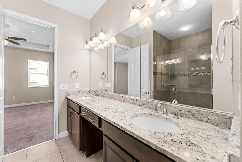 Are you a beauty influencer, want seating space to do your makeup or just want open space under the counter then this is definitely the bathroom you dreamed of.