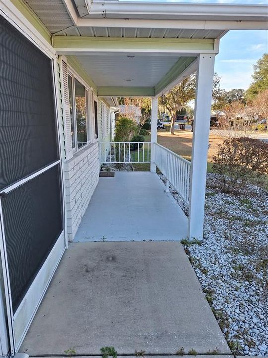 NICE FRONT PORCH FOR ENJOYING YOUR MORNING COFFEE!!