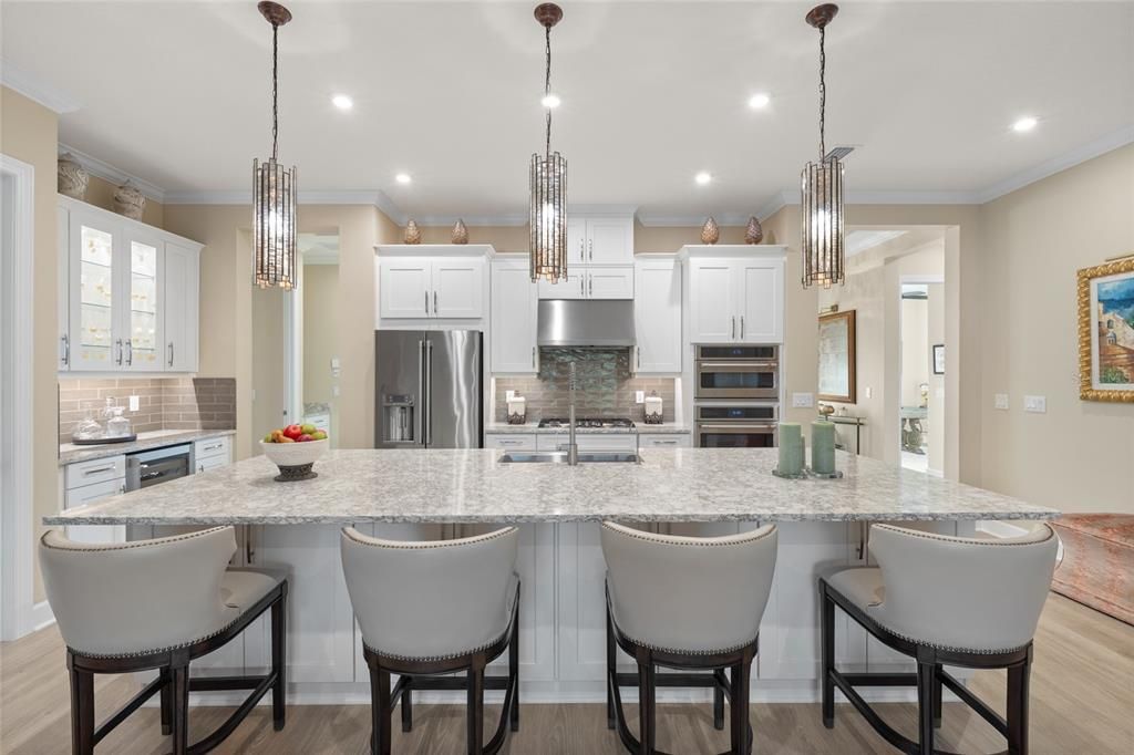 Kitchen Island perfect for hosting and entertaining.